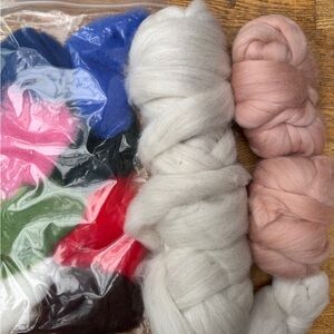 Assorted Wool Roving Set